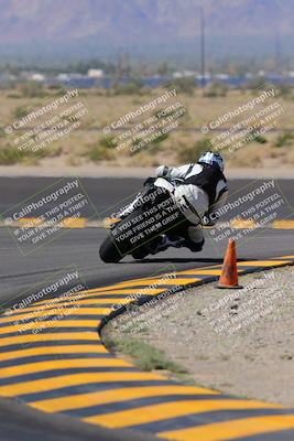 media/Oct-08-2022-SoCal Trackdays (Sat) [[1fc3beec89]]/Turn 11 Backside (1145am)/